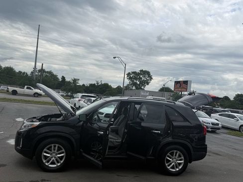 Used 2014 Kia Sorento EX AWD/4WD image 22