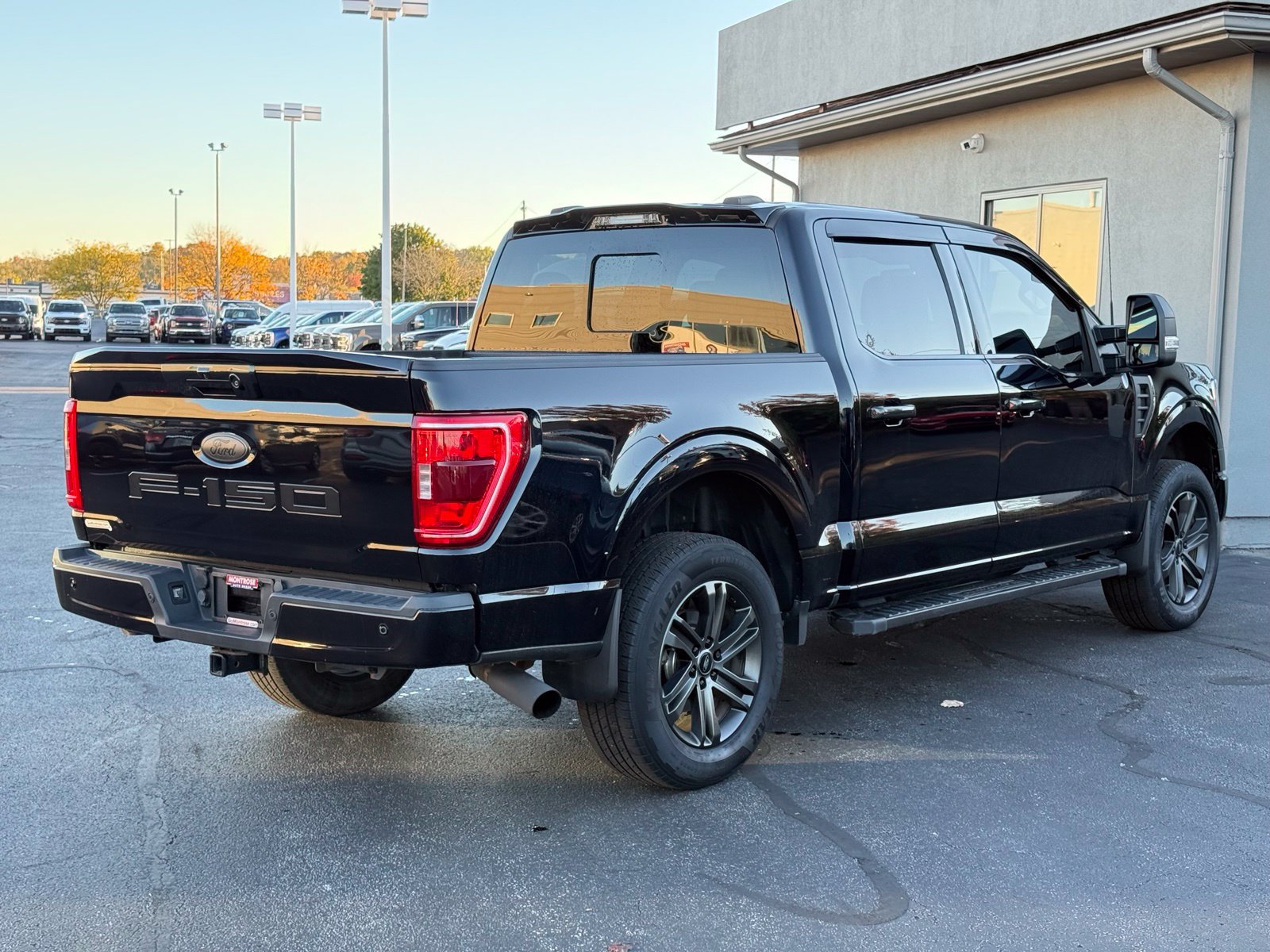 Used 2021 Ford F150 XLT w/ Equipment Group 302A High AWD/4WD image 4