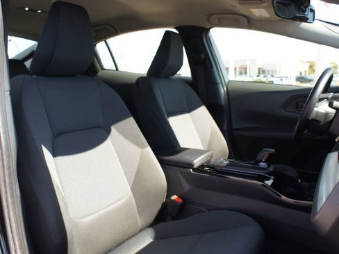 Used 2024 Toyota Prius LE image 19