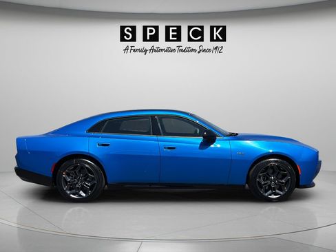 New 2026 Dodge Charger R/T w/ Blacktop Package AWD/4WD image 6