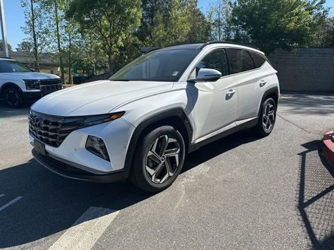 Certified 2022 Hyundai Tucson Limited w/ Cargo Package image 3