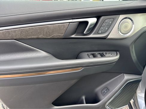 New 2026 Buick Enclave Avenir w/ Super Cruise Package image 10