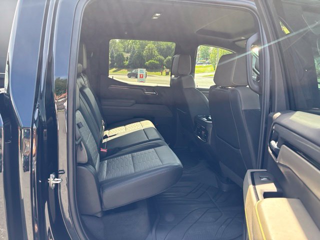 Used 2024 Chevrolet Silverado 1500 ZR2 w/ Technology Package AWD/4WD image 14
