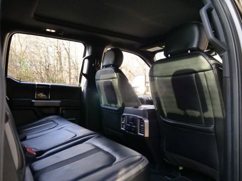 Used 2020 Ford F350 Platinum image 40