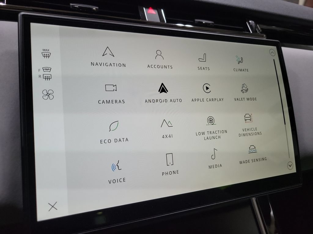 New 2026 Land Rover Range Rover Velar S AWD/4WD image 32