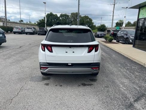Used 2026 Hyundai Tucson SEL FWD image 4