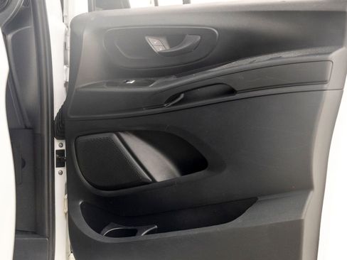 Used 2022 Mercedes-Benz Metris image 19