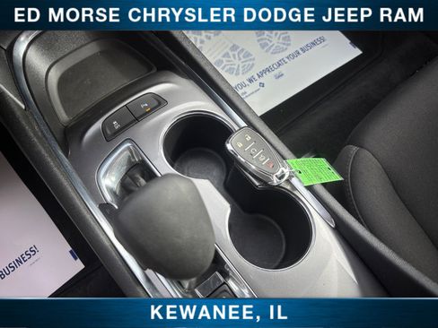 Used 2024 Chevrolet Malibu LT image 28