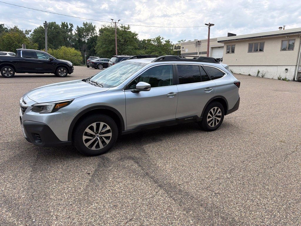 Used 2020 Subaru Outback Premium w/ Popular Package #1 AWD/4WD image 1