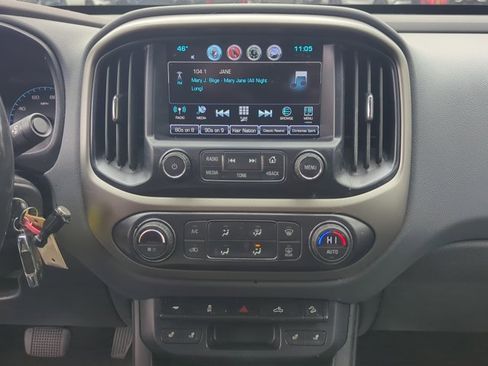 Used 2016 Chevrolet Colorado Z71 image 13