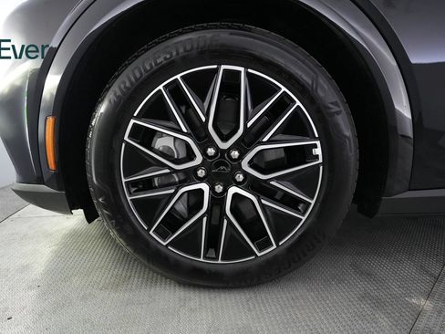 Used 2025 Ford Mustang Mach-E Premium AWD/4WD image 19