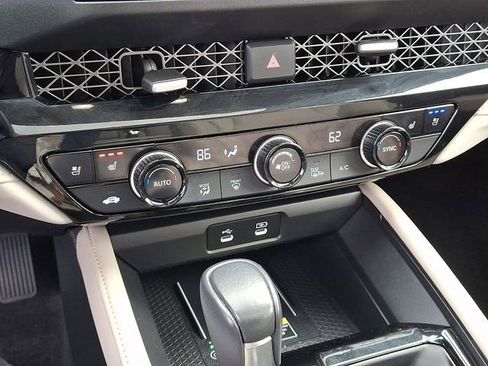 Used 2024 Honda Accord Touring image 19