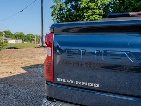 Used 2019 Chevrolet Silverado 1500 LT w/ Convenience Package RWD image 10