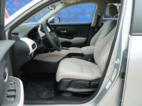 New 2027 Honda HR-V LX image 16