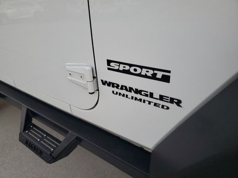 Certified 2017 Jeep Wrangler Unlimited Sport w/ Quick Order Package 24S image 6