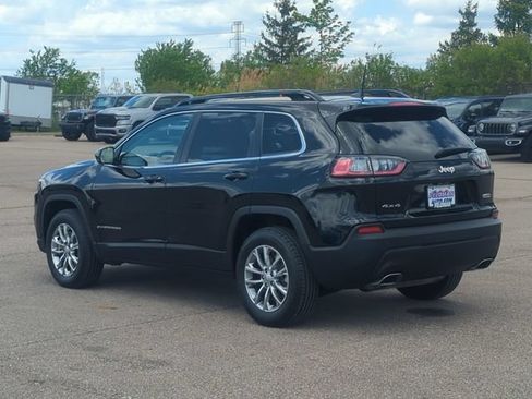 Used 2022 Jeep Cherokee Latitude Lux w/ Sun & Sound Group AWD/4WD image 5
