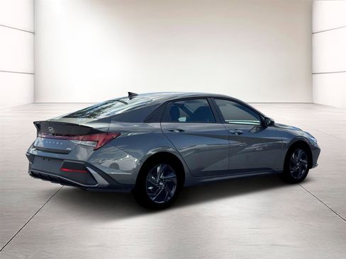 New 2026 Hyundai Elantra Sport image 8