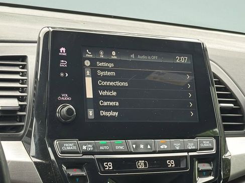 Certified 2024 Honda Odyssey Sport image 30