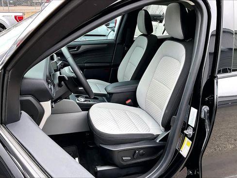 Certified 2023 Ford Escape Active image 8