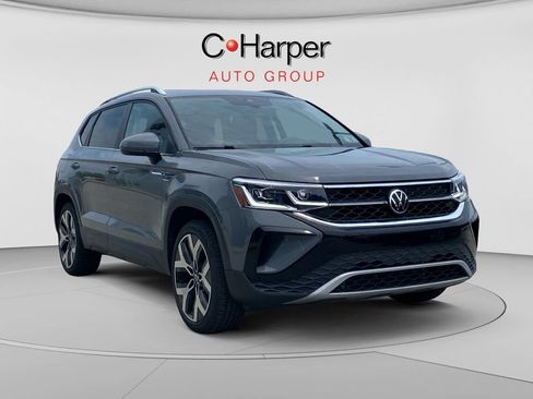 Used 2022 Volkswagen Taos SEL AWD/4WD image 1