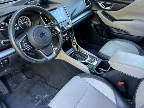 Used 2020 Subaru Forester Limited AWD/4WD image 11