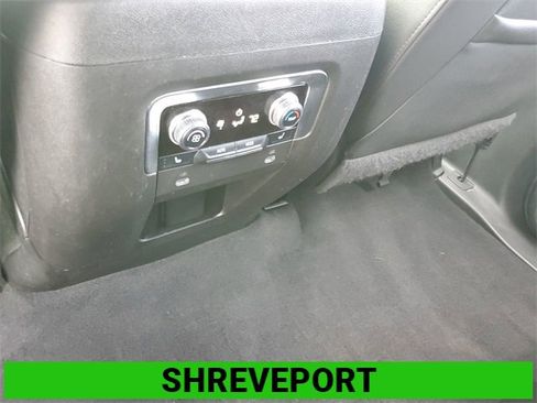 Used 2022 GMC Yukon XL AT4 image 22