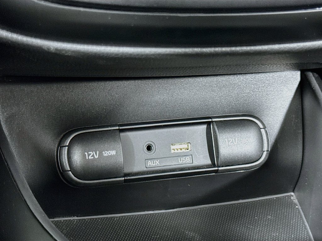 Used 2019 Kia Soul FWD image 19