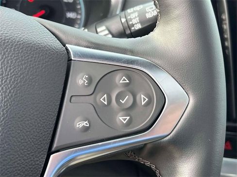 Certified 2023 Chevrolet Traverse RS image 24