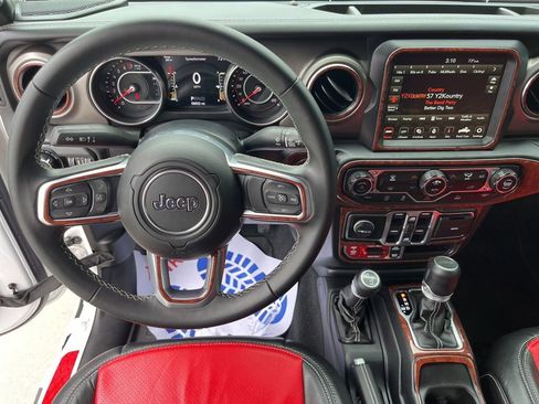 Used 2020 Jeep Gladiator Rubicon AWD/4WD image 7
