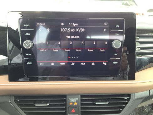 New 2026 Volkswagen Jetta SEL FWD image 17