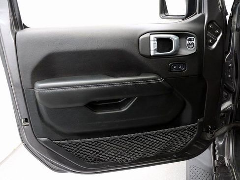 Used 2021 Jeep Gladiator Overland w/ Popular Equipment Package image 25