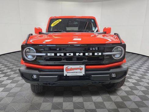Used 2024 Ford Bronco Outer Banks AWD/4WD image 5
