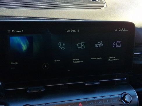 Used 2025 Hyundai Kona SEL image 16