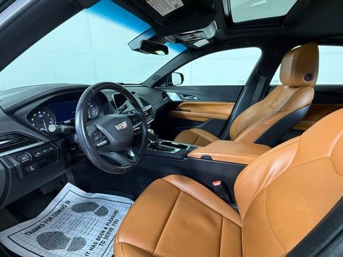 Used 2020 Cadillac CT4 Premium Luxury image 5