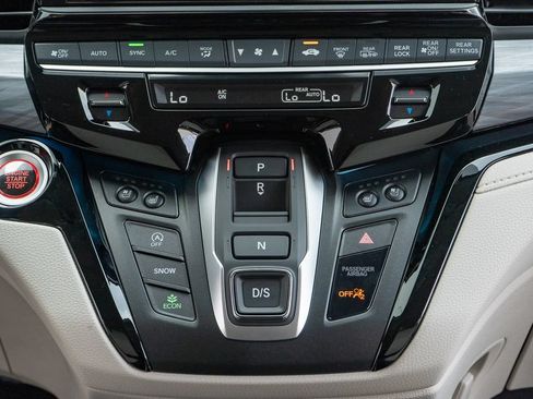 New 2027 Honda Odyssey Elite image 21