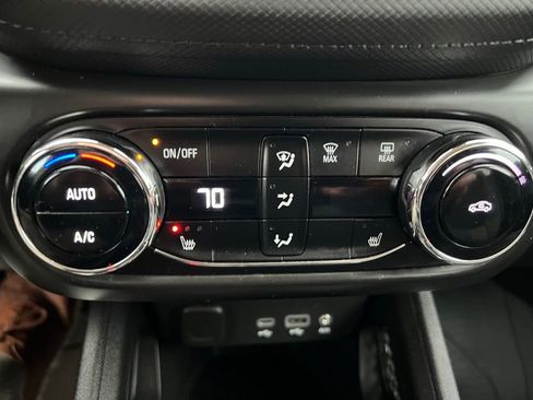 Used 2023 Chevrolet TrailBlazer LT w/ Convenience Package image 36