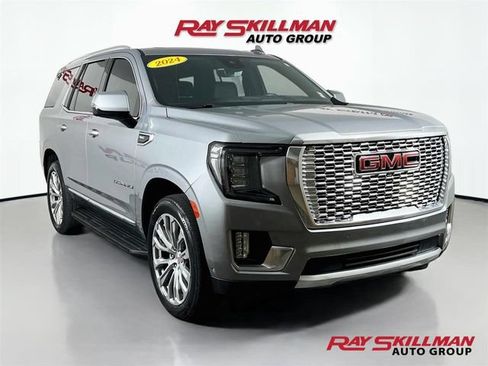 Used 2024 GMC Yukon Denali w/ Advanced Technology Package AWD/4WD image 1