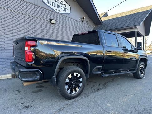 Used 2020 Chevrolet Silverado 2500 Custom w/ Custom Value Package image 7