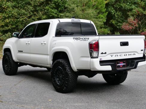 Used 2020 Toyota Tacoma TRD Sport image 23