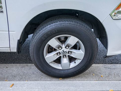 Used 2019 RAM 1500 Express image 14