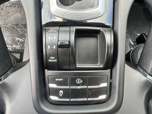 Used 2016 Porsche Cayenne S w/ Premium Plus Package AWD/4WD image 47