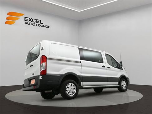 Used 2024 Ford Transit 250 Low Roof w/ Exterior Upgrade Package image 31