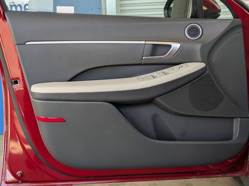 New 2025 Hyundai Sonata SE FWD image 12