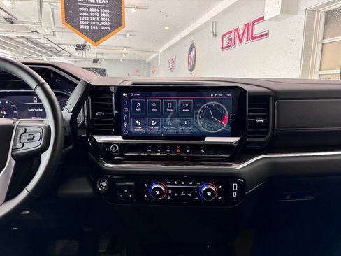 Certified 2024 GMC Sierra 1500 Elevation AWD/4WD image 19