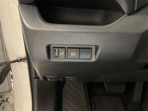 Used 2019 Toyota RAV4 LE w/ Carpet Mat Package image 25