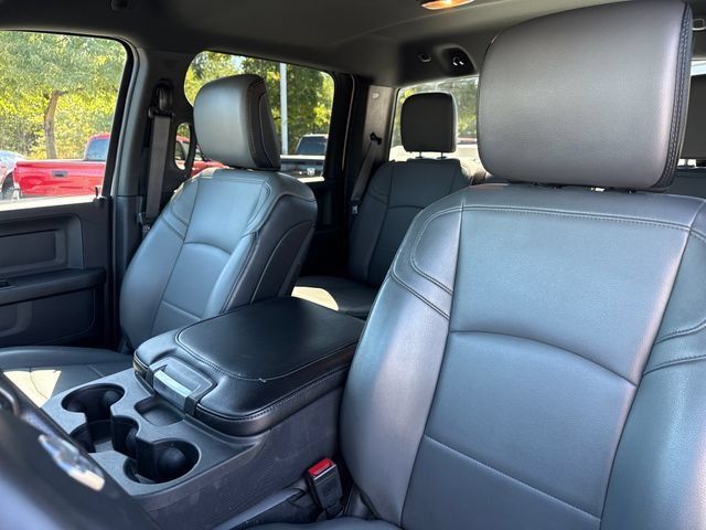 Used 2022 RAM 2500 Tradesman w/ Chrome Appearance Group AWD/4WD image 26