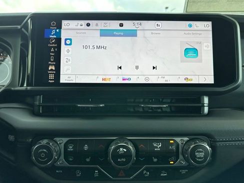 New 2025 Jeep Wrangler Sahara AWD/4WD image 20