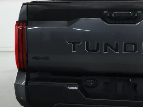 Used 2024 Toyota Tundra SR5 w/ SR5 Premium Package AWD/4WD image 41