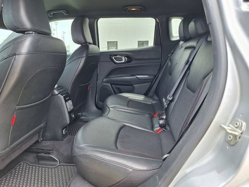 Used 2024 Jeep Compass Trailhawk AWD/4WD image 13