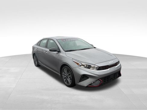 Used 2024 Kia Forte GT-Line image 3